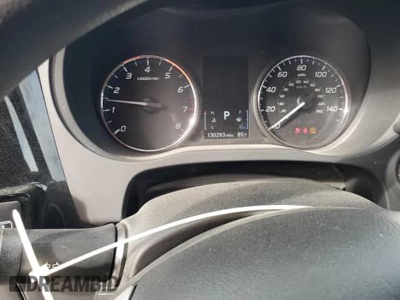 ✅ 2020 Mitsubishi Outlander ES • VIN: JA4AD2A35LZ045281 • Лот: 85327015. Опубликован ранее на Copart с пробегом 130 293 миль. Бесплатный доступ к архиву аукционных продаж из США и подробный отчёт об истории автомобиля на DreamBid. Изображение 9.