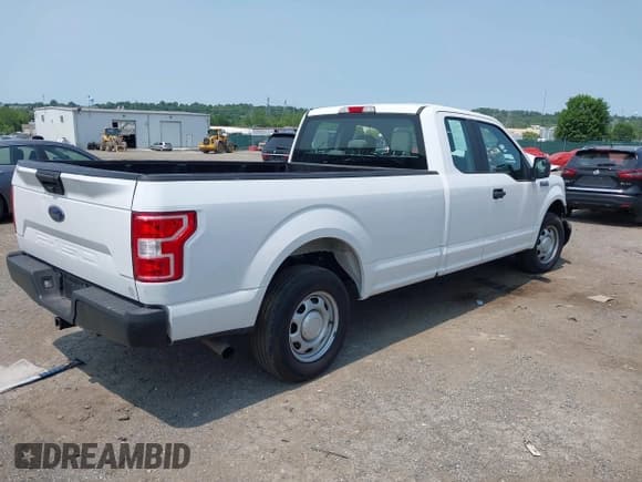 ✅ 2018 Ford F-150 XL • VIN: 1FTEX1C58JKF65679 • Lot: 42416847. Listed on IAAI with 116,663 mi. Free auction sales archive from the USA and detailed vehicle history report at DreamBid. Image 4.