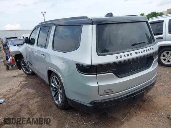 ✅ 2023 Jeep Grand Wagoneer • VIN: 1C4SJVEJ2PS511941 • Lot: 42477935. Listed on IAAI with Not provided. Free auction sales archive from the USA and detailed vehicle history report at DreamBid. Image 3.