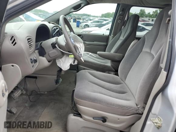 ✅ 2003 Dodge Caravan SE • VIN: 1D4GP25B63B167362 • Lot: 57878515. Wystawiony na Copart z przebiegiem 157 837 mil. Bezpłatny archiwum sprzedaży aukcyjnych z USA i szczegółowy raport historii pojazdu na DreamBid. Zdjęcie 7.