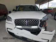 ✅ 2023 Lincoln Aviator Grand Touring • VIN: 5LMYJ8XY3PNL01054 • Лот: 68695705. Опубликован ранее на Copart с пробегом 38 945 миль. Бесплатный доступ к архиву аукционных продаж из США и подробный отчёт об истории автомобиля на DreamBid. Изображение 5.