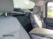 ✅ 2025 Ford F-150 XL • VIN: 1FTMF1L58SKD44647 • Lot: 43250378. Wystawiony na IAAI z przebiegiem 15 035 mil. Bezpłatny archiwum sprzedaży aukcyjnych z USA i szczegółowy raport historii pojazdu na DreamBid. Zdjęcie 8.