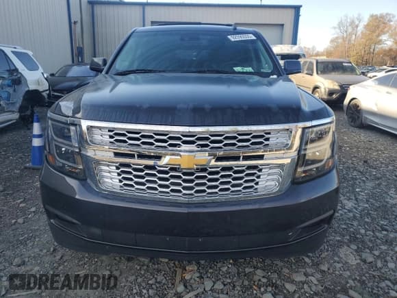 ✅ 2015 Chevrolet Suburban LT • VIN: 1GNSKJKC7FR195218 • Lot: 92090005. Listed on Copart with 257,730 mi. Free auction sales archive from the USA and detailed vehicle history report at DreamBid. Image 5.