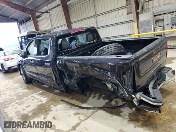 ✅ 2025 GMC Sierra 1500 SLT • VIN: 3GTPHDED4SG107836 • Лот: 56526415. Опубликован ранее на Copart с пробегом 9 998 миль. Бесплатный доступ к архиву аукционных продаж из США и подробный отчёт об истории автомобиля на DreamBid. Изображение 2.