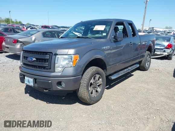 ✅ 2013 Ford F-150 XL • VIN: 1FTFX1EF4DFA13572 • Lot: 42122906. Wystawiony na IAAI z przebiegiem 183 071 mil. Bezpłatny archiwum sprzedaży aukcyjnych z USA i szczegółowy raport historii pojazdu na DreamBid. Zdjęcie 17.