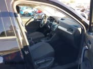 ✅ 2021 Volkswagen Tiguan S • VIN: 3VV1B7AX8MM068652 • Лот: 43826943. Опубликован ранее на IAAI с пробегом 39 112 миль. Бесплатный доступ к архиву аукционных продаж из США и подробный отчёт об истории автомобиля на DreamBid. Изображение 5.