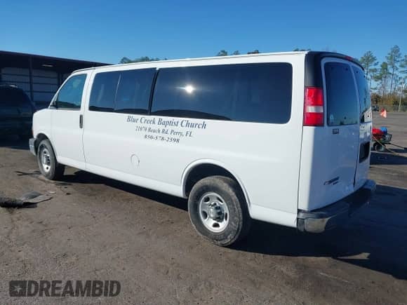 2016 Chevrolet Express Passenger LT with VIN 1GAZGPFGXG1234076, listed as a IAAI auction lot 40976731 with Not provided miles and . Bid and sale history available at DreamBid. Image 3.