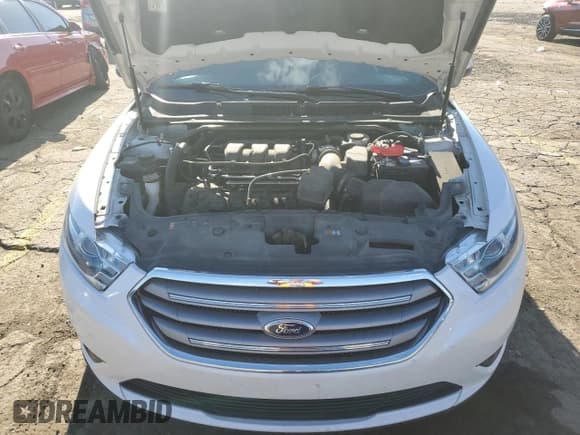 ✅ 2015 Ford Taurus SEL • VIN: 1FAHP2E83FG192108 • Lot: 82410495. Wystawiony na Copart z przebiegiem 73 912 mil. Bezpłatny archiwum sprzedaży aukcyjnych z USA i szczegółowy raport historii pojazdu na DreamBid. Zdjęcie 11.