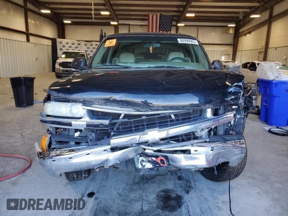 ✅ 2002 Chevrolet Suburban LS • VIN: 3GNEC16Z32G187474 • Лот: 88990565. Опубликован ранее на Copart с пробегом 277 377 миль. Бесплатный доступ к архиву аукционных продаж из США и подробный отчёт об истории автомобиля на DreamBid. Изображение 5.