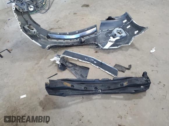 ✅ 2012 Chevrolet Equinox LTZ • VIN: 2GNFLGE57C6313385 • Лот: 84266195. Опубликован ранее на Copart с пробегом 190 210 миль. Бесплатный доступ к архиву аукционных продаж из США и подробный отчёт об истории автомобиля на DreamBid. Изображение 13.