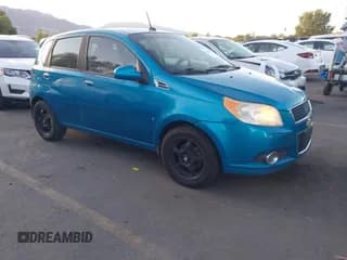 ✅ 2009 Chevrolet Aveo 2LT • VIN: KL1TG66E49B379012 • Lot: 43180760. Wystawiony na IAAI z przebiegiem 212 329 mil. Bezpłatny archiwum sprzedaży aukcyjnych z USA i szczegółowy raport historii pojazdu na DreamBid. Zdjęcie 1.