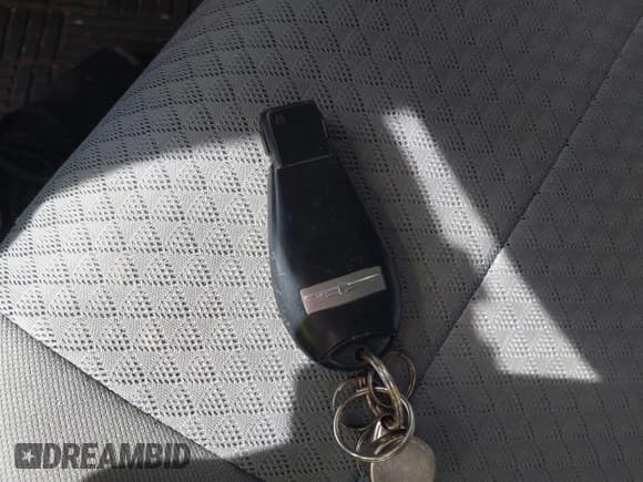 ✅ 2010 Chrysler Town & Country LX • VIN: 2A4RR2D17AR405642 • Lot: 42264125. Wystawiony na IAAI z przebiegiem 136 081 mil. Bezpłatny archiwum sprzedaży aukcyjnych z USA i szczegółowy raport historii pojazdu na DreamBid. Zdjęcie 11.