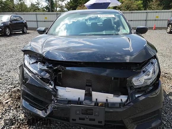 ✅ 2018 Honda Civic LX • VIN: 2HGFC2F56JH585732 • Лот: 63570215. Опубликован ранее на Copart с пробегом 58 553 миль. Бесплатный доступ к архиву аукционных продаж из США и подробный отчёт об истории автомобиля на DreamBid. Изображение 13.