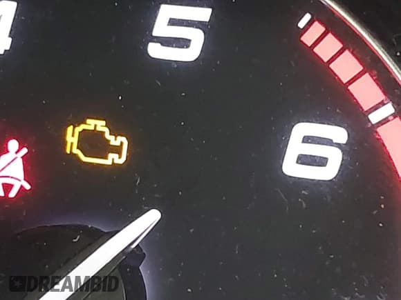 ✅ 2018 Alfa Romeo Giulia Ti Sport • VIN: ZARFAEEN4J7575502 • Лот: 41506566. Опубликован ранее на IAAI с пробегом 85 786 миль. Бесплатный доступ к архиву аукционных продаж из США и подробный отчёт об истории автомобиля на DreamBid. Изображение 17.