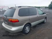 ✅ 1998 Toyota Sienna LE • VIN: 4T3ZF13C5WU046459 • Lot: 43052907. Listed on IAAI with 144,270 mi. Free auction sales archive from the USA and detailed vehicle history report at DreamBid. Image 4.