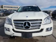 ✅ 2008 Mercedes-Benz GL 550 • VIN: 4JGBF86E38A399447 • Lot: 92295745. Wystawiony na Copart z przebiegiem 107 817 mil. Bezpłatny archiwum sprzedaży aukcyjnych z USA i szczegółowy raport historii pojazdu na DreamBid. Zdjęcie 5.