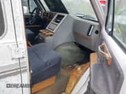 ✅ 1991 Chevrolet Chevy Van • VIN: 2GBEG25K7M4133150 • Лот: 43037810. Опубликован ранее на IAAI с пробегом 177 836 миль. Бесплатный доступ к архиву аукционных продаж из США и подробный отчёт об истории автомобиля на DreamBid. Изображение 5.