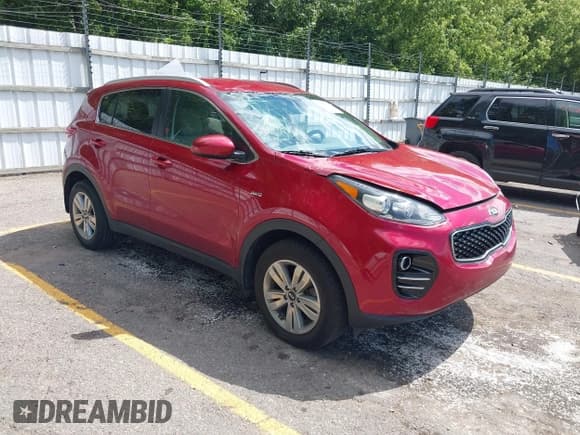 ✅ 2018 Kia Sportage LX • VIN: KNDPMCAC1J7322863 • Lot: 43082285. Wystawiony na IAAI z przebiegiem 76 737 mil. Bezpłatny archiwum sprzedaży aukcyjnych z USA i szczegółowy raport historii pojazdu na DreamBid. Zdjęcie 1.