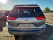 ✅ 2014 Toyota Sienna LE • VIN: 5TDJK3DC3ES088258 • Lot: 82543065. Listed on Copart with 156,330 mi. Free auction sales archive from the USA and detailed vehicle history report at DreamBid. Image 6.