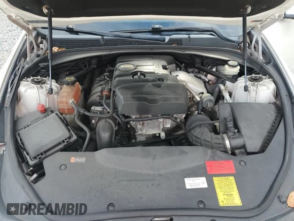 ✅ 2017 Cadillac CTS RWD • VIN: 1G6AP5SX2H0207527 • Lot: 71326385. Wystawiony na Copart z przebiegiem 57 748 mil. Bezpłatny archiwum sprzedaży aukcyjnych z USA i szczegółowy raport historii pojazdu na DreamBid. Zdjęcie 11.