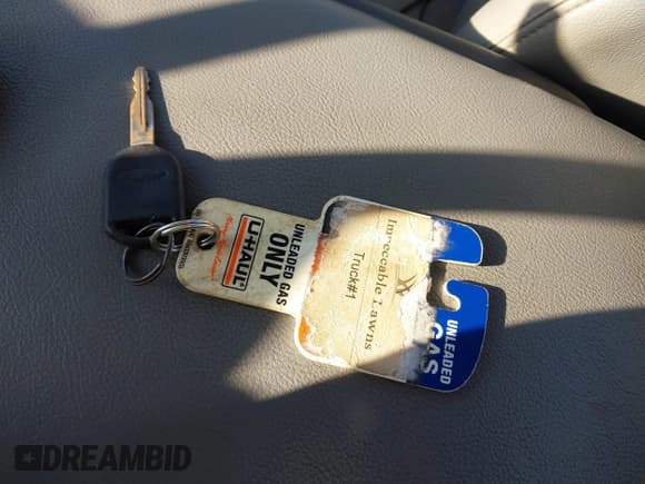 ✅ 2005 Ford F-150 XL • VIN: 1FTPF125X5NA95687 • Lot: 41737229. Wystawiony na IAAI z przebiegiem 181 495 mil. Bezpłatny archiwum sprzedaży aukcyjnych z USA i szczegółowy raport historii pojazdu na DreamBid. Zdjęcie 11.