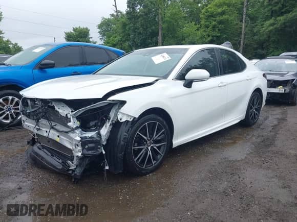 2021 Toyota Camry SE с VIN 4T1T11BK6MU031374, выставлен на аукционе IAAI как лот 42458111 с пробегом 114 186 миль миль и . История ставок и продаж доступна на DreamBid. Изображение 2.