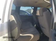 ✅ 2006 Chevrolet Silverado 2500HD LT3 • VIN: 1GCHK23D36F221167 • Lot: 86684725. Wystawiony na Copart z przebiegiem 404 036 mil. Bezpłatny archiwum sprzedaży aukcyjnych z USA i szczegółowy raport historii pojazdu na DreamBid. Zdjęcie 10.