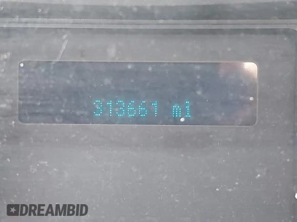 ✅ 2014 Ford F-250 XL • VIN: 1FT7X2B62EEA91113 • Lot: 42558495. Listed on IAAI with 313,661 mi. Free auction sales archive from the USA and detailed vehicle history report at DreamBid. Image 15.