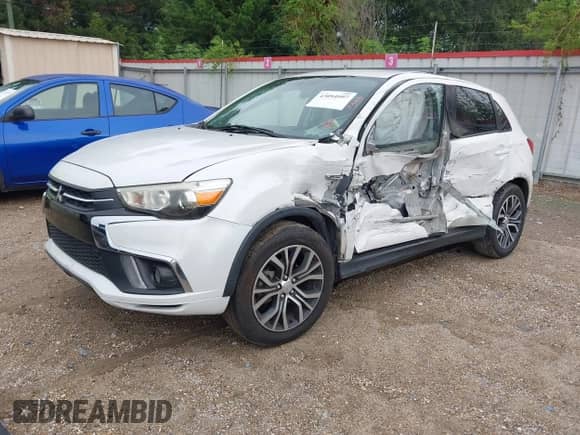 2018 Mitsubishi Outlander SE with VIN JA4AP3AW6JU006930, listed as a IAAI auction lot 43094997 with 82,255 mi miles and . Bid and sale history available at DreamBid. Image 17.
