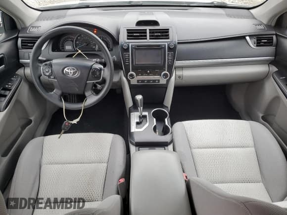 ✅ 2014 Toyota Camry LE • VIN: 4T4BF1FK0ER407307 • Лот: 90431745. Опубликован ранее на Copart с пробегом 149 872 миль. Бесплатный доступ к архиву аукционных продаж из США и подробный отчёт об истории автомобиля на DreamBid. Изображение 8.