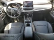 ✅ 2024 Jeep Compass Limited • VIN: 3C4NJDCN3RT587327 • Лот: 70995595. Опубликован ранее на Copart с пробегом 18 643 миль. Бесплатный доступ к архиву аукционных продаж из США и подробный отчёт об истории автомобиля на DreamBid. Изображение 8.