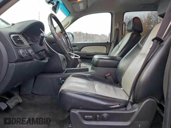 ✅ 2007 Chevrolet Avalanche 2LT • VIN: 3GNFK12347G238030 • Лот: 93512525. Опубликован ранее на Copart с пробегом 169 213 миль. Бесплатный доступ к архиву аукционных продаж из США и подробный отчёт об истории автомобиля на DreamBid. Изображение 7.