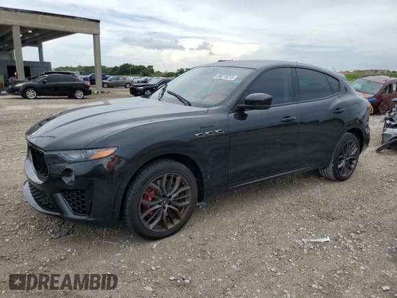 ✅ 2022 Maserati Levante Modena • VIN: ZN661YUM9NX406648 • Lot: 60273215. Wystawiony na Copart z przebiegiem 34 381 mil. Bezpłatny archiwum sprzedaży aukcyjnych z USA i szczegółowy raport historii pojazdu na DreamBid. Zdjęcie 1.