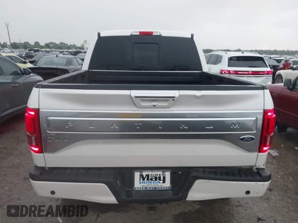 ✅ 2017 Ford F-150 XL • VIN: 1FTEW1EG9HFC88982 • Lot: 42175082. Listed on IAAI with 144,452 mi. Free auction sales archive from the USA and detailed vehicle history report at DreamBid. Image 16.