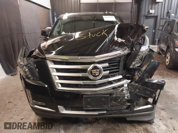 ✅ 2015 Cadillac Escalade ESV Luxury • VIN: 1GYS4HKJ7FR275865 • Лот: 41716214. Опубликован ранее на IAAI с пробегом 98 898 миль. Бесплатный доступ к архиву аукционных продаж из США и подробный отчёт об истории автомобиля на DreamBid. Изображение 11.
