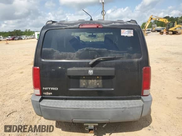 2007 Dodge Nitro SXT with VIN 1D8GT28K87W689785, listed as a Copart auction lot 57440304 with 171,738 mi miles and Salvage title. Bid and sale history available at DreamBid. Image 6.