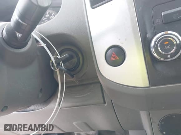 ✅ 2013 Nissan Frontier SL • VIN: 1N6AD0ER9DN761261 • Lot: 42587067. Wystawiony na IAAI z przebiegiem 240 063 mil. Bezpłatny archiwum sprzedaży aukcyjnych z USA i szczegółowy raport historii pojazdu na DreamBid. Zdjęcie 11.