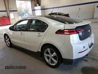 ✅ 2012 Chevrolet Volt • VIN: 1G1RD6E46CU126444 • Lot: 77915014. Wystawiony na Copart z przebiegiem 80 107 mil. Bezpłatny archiwum sprzedaży aukcyjnych z USA i szczegółowy raport historii pojazdu na DreamBid. Zdjęcie 2.