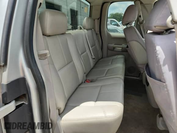 2011 Chevrolet Silverado 3500HD DRW LTZ с VIN 1GC5K1C89BZ371759, выставлен на аукционе Copart как лот 63428225 с пробегом 193 438 миль миль и Списание • Salvage title. История ставок и продаж доступна на DreamBid. Изображение 10.