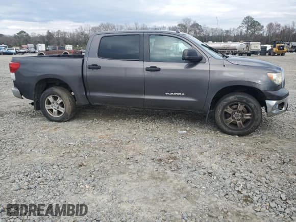 ✅ 2011 Toyota Tundra • VIN: 5TFDM5F16BX019620 • Lot: 46541795. Wystawiony na Copart z przebiegiem 235 993 mil. Bezpłatny archiwum sprzedaży aukcyjnych z USA i szczegółowy raport historii pojazdu na DreamBid. Zdjęcie 4.