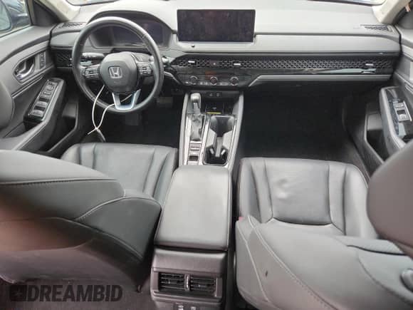 2023 Honda Accord Touring z VIN 1HGCY2F81PA028023, wystawiony jako Copart lot #90211335 z przebiegiem 34 160 mil mil oraz Szkoda całkowita • Salvage title. Historia ofert i sprzedaży dostępna na DreamBid. Obrazek 8.