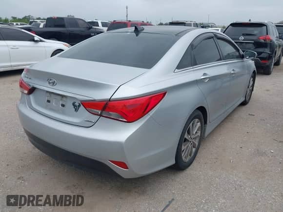 2014 Hyundai Sonata Limited с VIN 5NPEC4AC6EH884520, выставлен на аукционе IAAI как лот 41832196 с пробегом 162 516 миль миль и . История ставок и продаж доступна на DreamBid. Изображение 4.