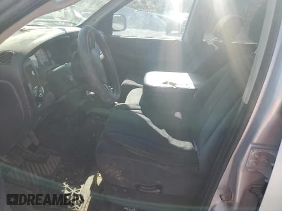 ✅ 2004 Dodge 1500 SLT • VIN: 1D7HU18D84S638615 • Лот: 76067324. Опубликован ранее на Copart с пробегом 208 465 миль. Бесплатный доступ к архиву аукционных продаж из США и подробный отчёт об истории автомобиля на DreamBid. Изображение 7.