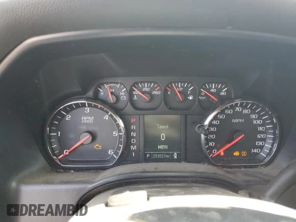 ✅ 2015 Chevrolet Silverado 2500HD Work Truck • VIN: 1GB0CUEG5FZ505111 • Lot: 64945525. Wystawiony na Copart z przebiegiem 253 037 mil. Bezpłatny archiwum sprzedaży aukcyjnych z USA i szczegółowy raport historii pojazdu na DreamBid. Zdjęcie 9.