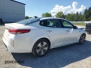 ✅ 2018 Kia Optima EX • VIN: KNAGV4LDXJ5024877 • Lot: 70555775. Listed on Copart with 40,980 mi. Free auction sales archive from the USA and detailed vehicle history report at DreamBid. Image 3.