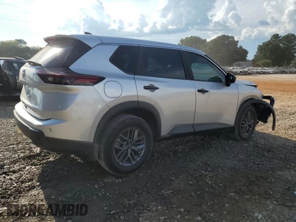 ✅ 2025 Nissan Rogue S • VIN: 5N1BT3AA3SC775222 • Lot: 68118875. Listed on Copart with 9,485 mi. Free auction sales archive from the USA and detailed vehicle history report at DreamBid. Image 3.
