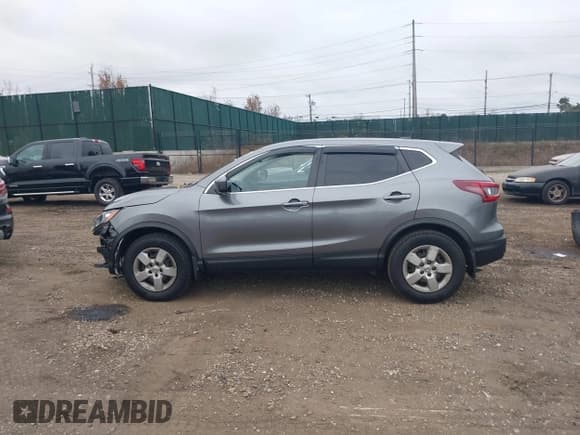 ✅ 2020 Nissan Rogue SV • VIN: JN1BJ1CV7LW542008 • Lot: 43785934. Wystawiony na IAAI z przebiegiem 80 620 mil. Bezpłatny archiwum sprzedaży aukcyjnych z USA i szczegółowy raport historii pojazdu na DreamBid. Zdjęcie 14.