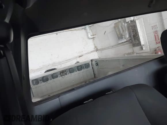 ✅ 2011 Ford Ranger XLT • VIN: 1FTLR4FE7BPA74975 • Lot: 42369981. Wystawiony na IAAI z przebiegiem 206 050 mil. Bezpłatny archiwum sprzedaży aukcyjnych z USA i szczegółowy raport historii pojazdu na DreamBid. Zdjęcie 8.