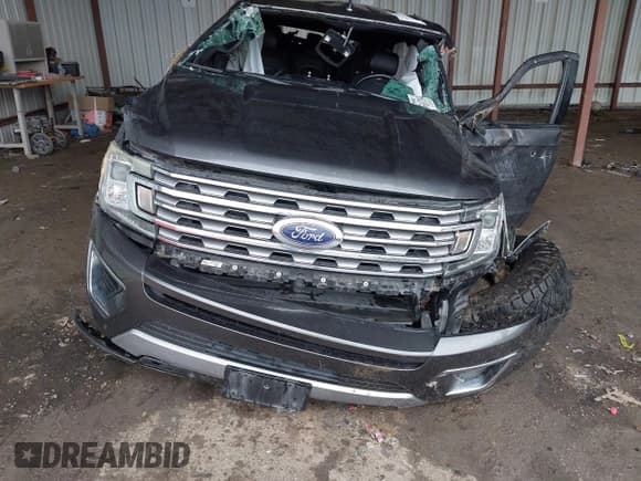 ✅ 2019 Ford Expedition Max Limited • VIN: 1FMJK2AT3KEA85243 • Lot: 42193680. Listed on IAAI with Not provided. Free auction sales archive from the USA and detailed vehicle history report at DreamBid. Image 6.