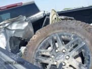 ✅ 2022 Chevrolet Silverado 1500 LT Trail Boss • VIN: 3GCPYFED3NG210844 • Lot: 42403476. Wystawiony na IAAI z przebiegiem 14 197 mil. Bezpłatny archiwum sprzedaży aukcyjnych z USA i szczegółowy raport historii pojazdu na DreamBid. Zdjęcie 12.